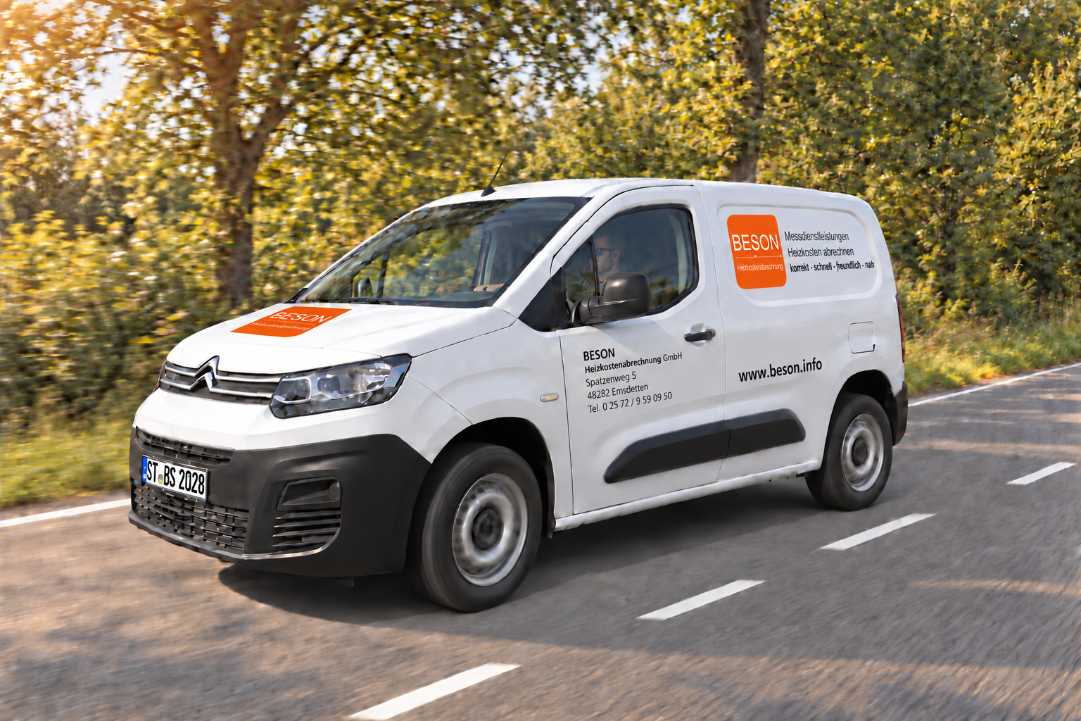 BESON Firmenwagen auf dem Weg zum Kunden